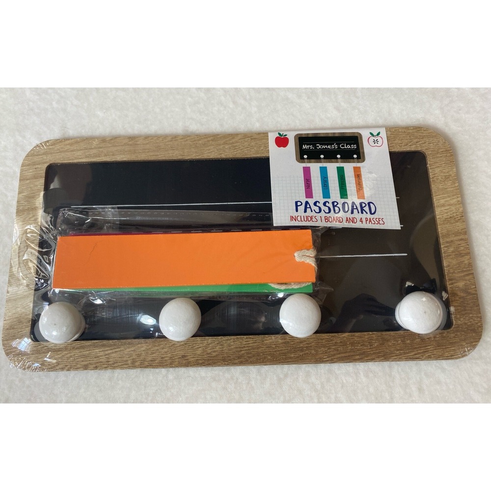 Chalkboard Passboard Target‎ Classroom Decor Teacher Resource 4 passes NEW